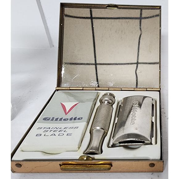 Vintage Gillette Travel Shave Kit w/ YUMA Razor Brush & Aftershave Bottle main image 13